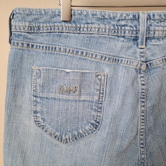 Levi Strauss Signature Vintage Denim Jean Shorts - Picture 8 of 16